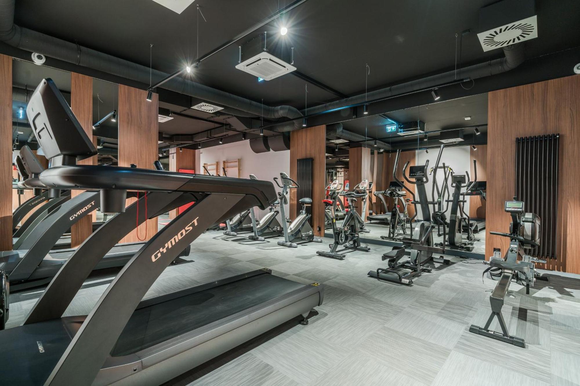 Apartmate- Oldtown Sienna Grobla Comfy Apartment Sauna & Free Gym กดัญสก์ ภายนอก รูปภาพ