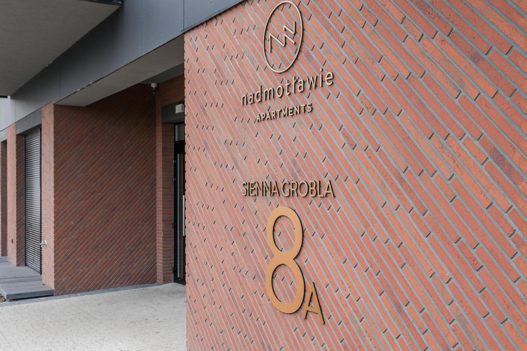 Apartmate- Oldtown Sienna Grobla Comfy Apartment Sauna & Free Gym กดัญสก์ ภายนอก รูปภาพ