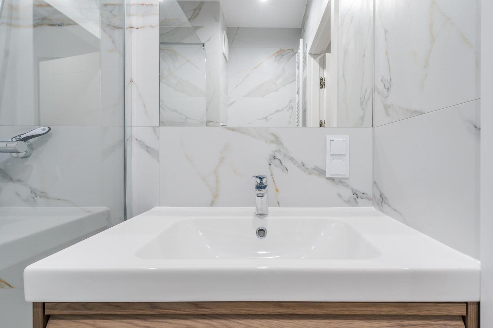 Apartmate- Oldtown Sienna Grobla Comfy Apartment Sauna & Free Gym กดัญสก์ ภายนอก รูปภาพ